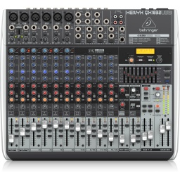 Consola Behringer 18 canales XENYX QX1832USB