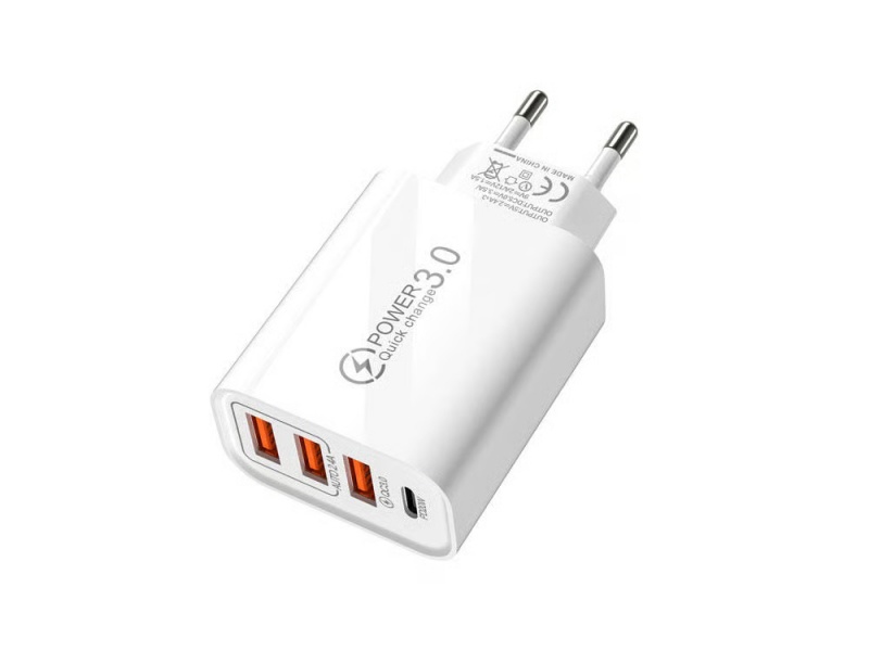 Cargador 3.0 Triple USB + PD 20W AR-890